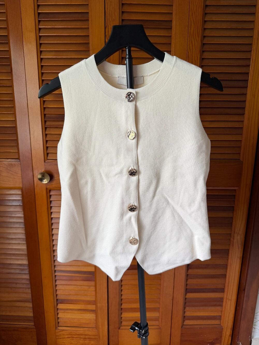 NWT LOFT Cream Gold Button Up Sweater Vest Sz XS